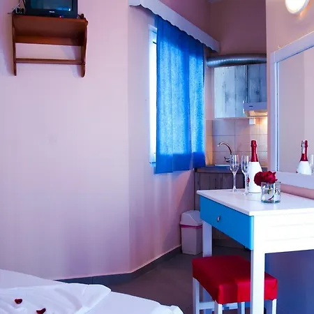 Napoleon Aparthotel Skala Sotiros