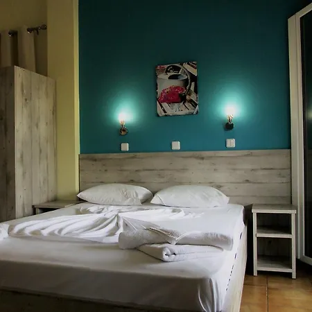 Napoleon سكالا سوتيروس