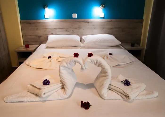 Napoleon Aparthotel Skala Sotiros